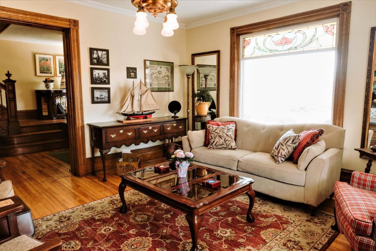 Alicion Bed & Breakfast Lunenburg Exterior foto
